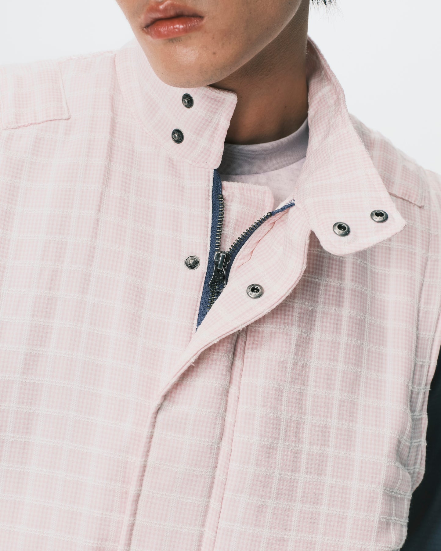 (nu-J27) Lou Vest