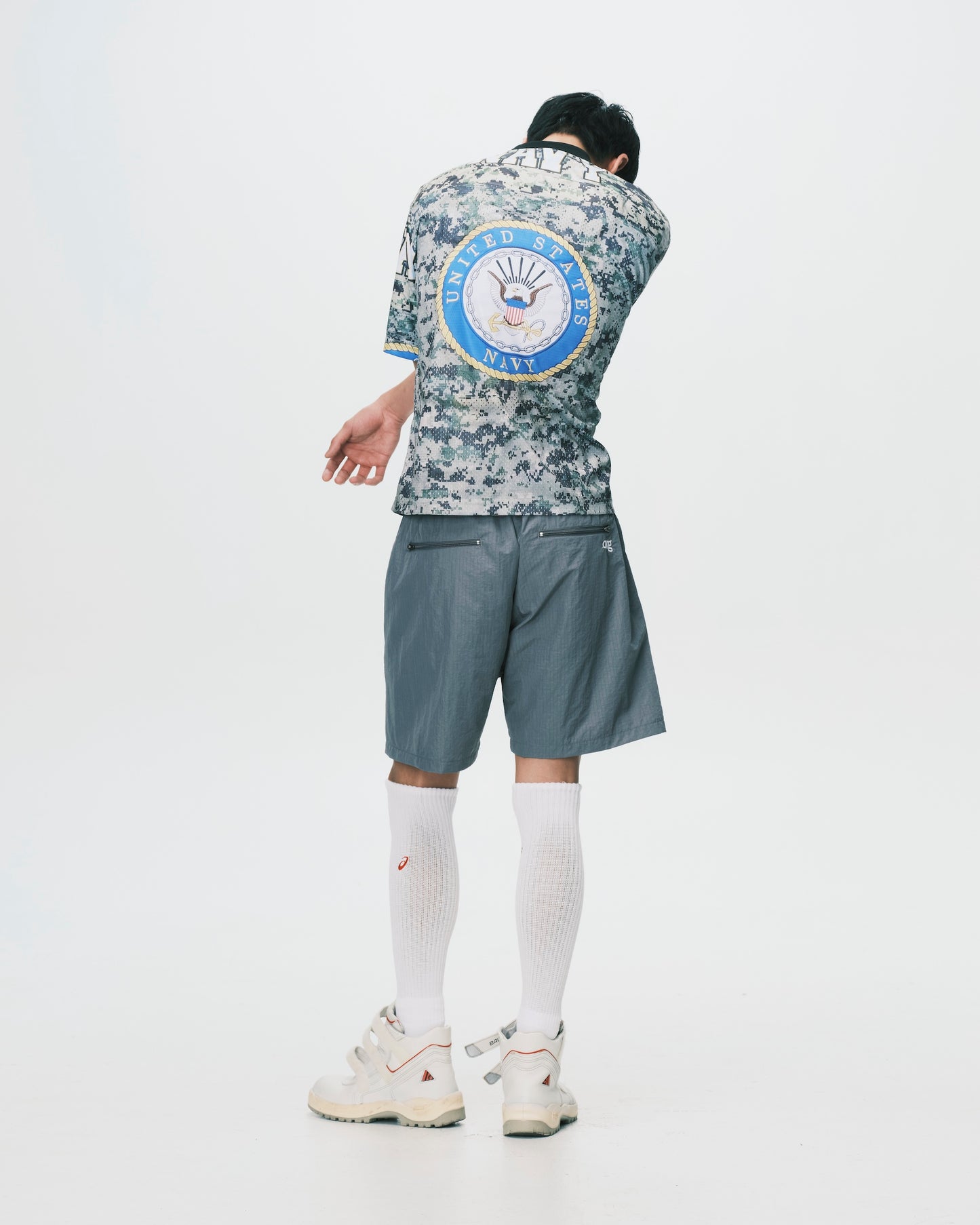 (nu-P63) Profile Shorts Gray
