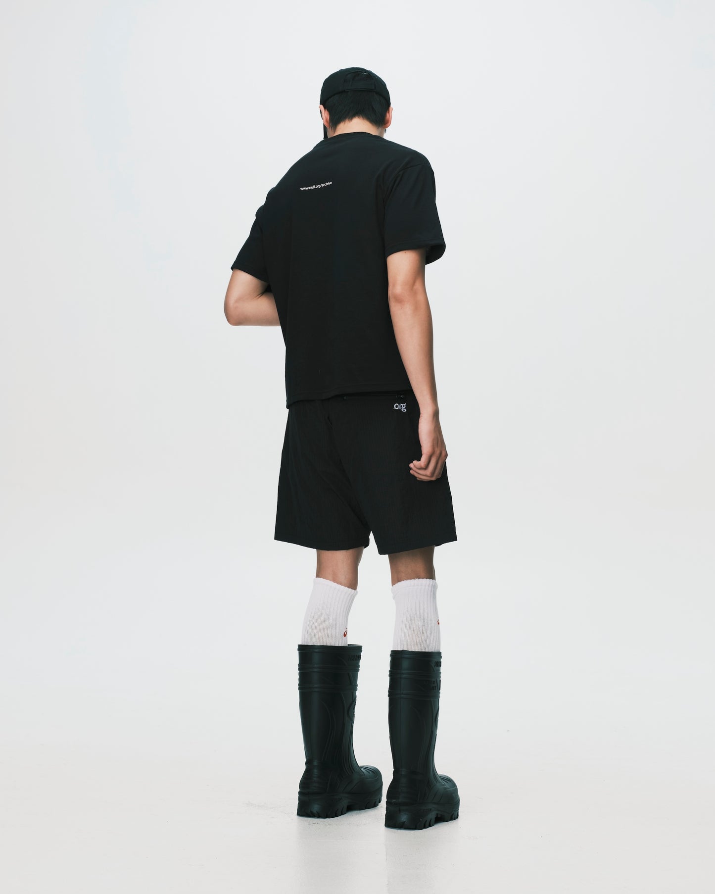 (nu-T117) email Tee
