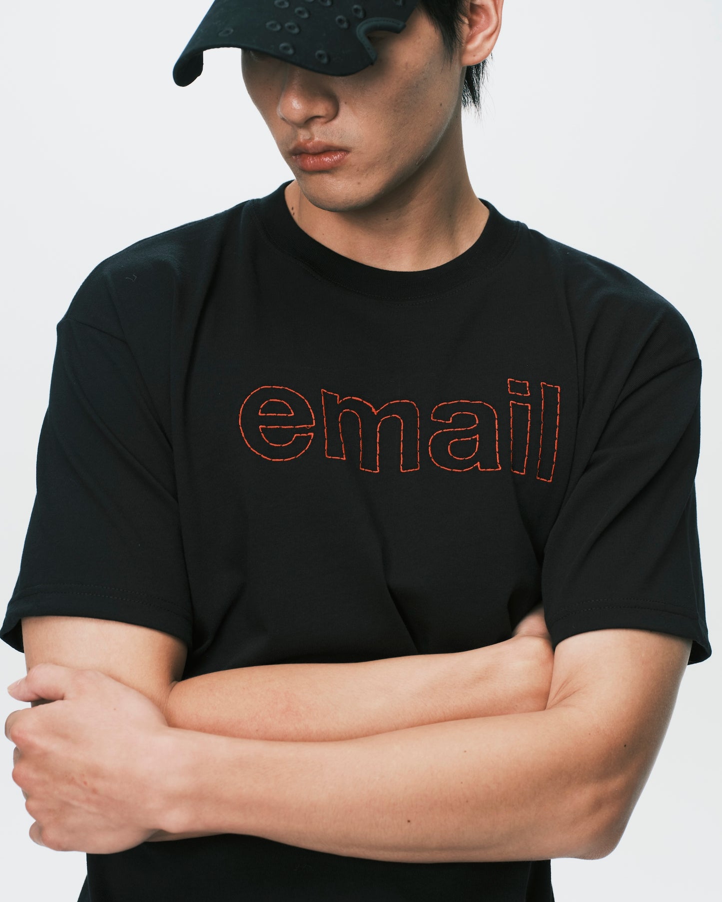 (nu-T117) email Tee