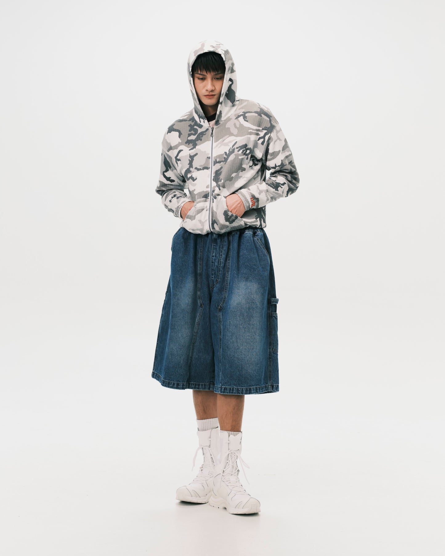(nu-23) Slim Waffle Zip Hoodie Urban Woodland Camo