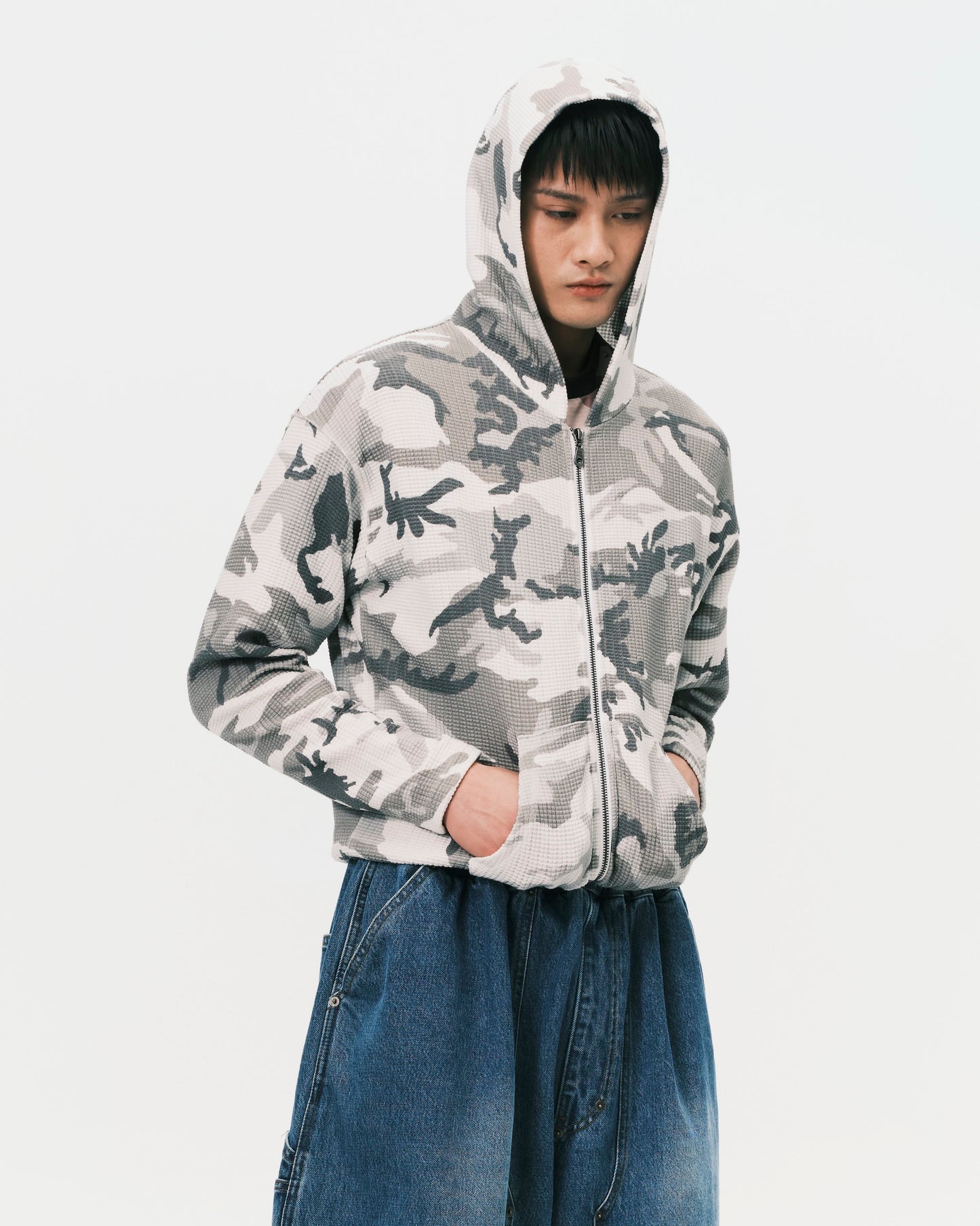 (nu-23) Slim Waffle Zip Hoodie Urban Woodland Camo