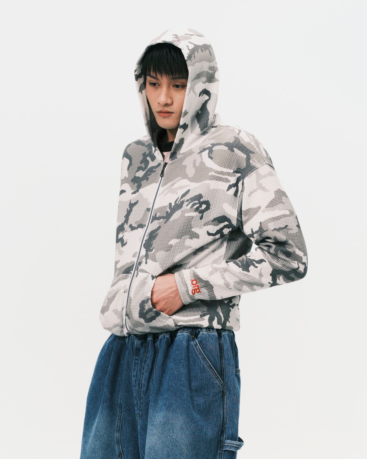 (nu-23) Slim Waffle Zip Hoodie Urban Woodland Camo