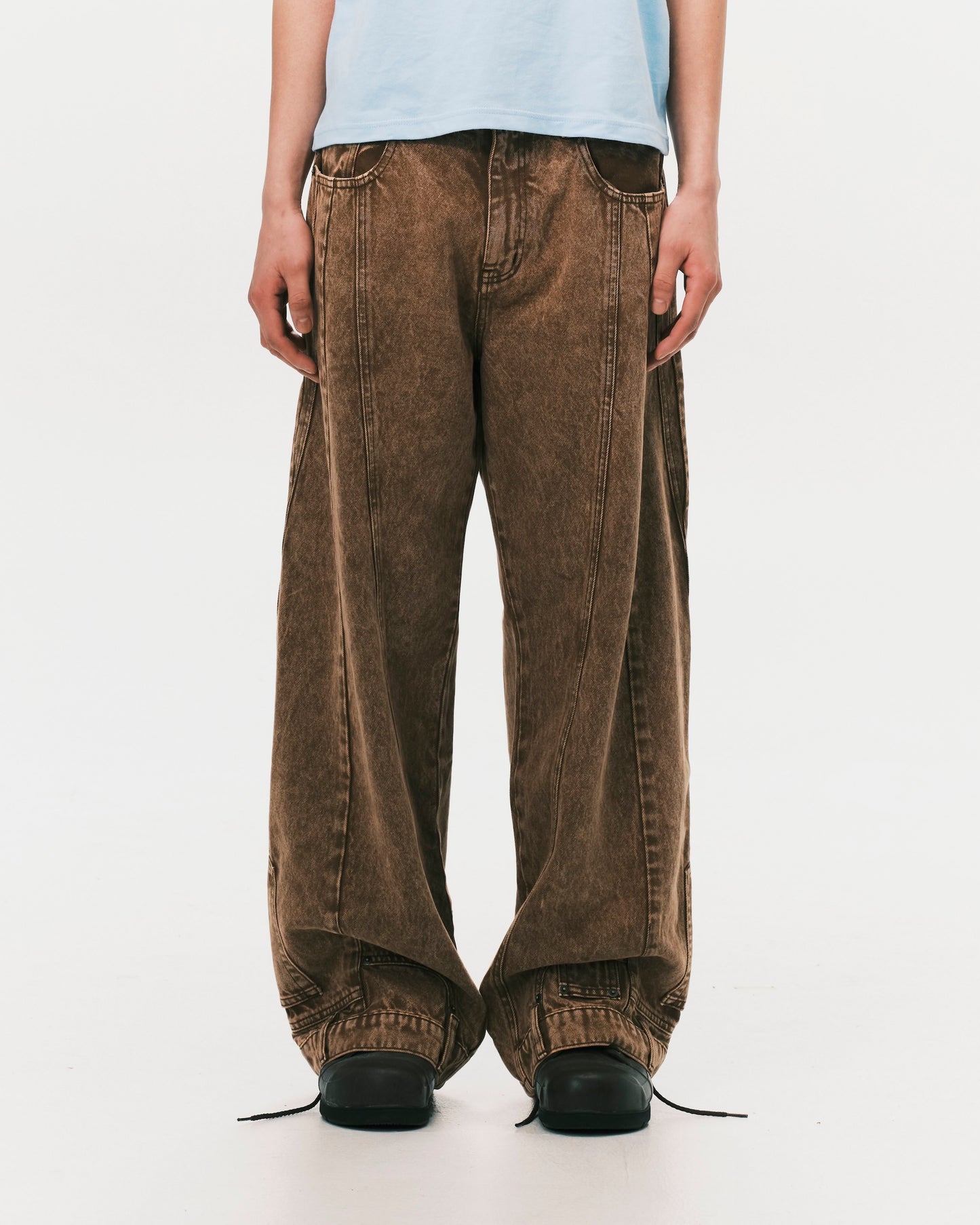 (nu-P59) 2023 Jeans Brown